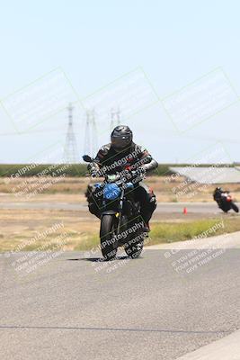 media/May-27-2024-Lets Ride (Mon) [[29979fda6e]]/C Group/1240pm (Wheelie Bump)/